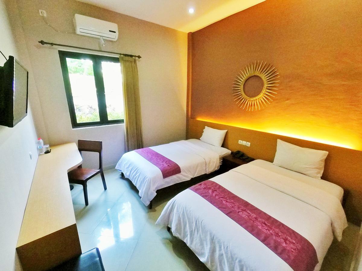Hotel Transit Pasuruan Exterior foto